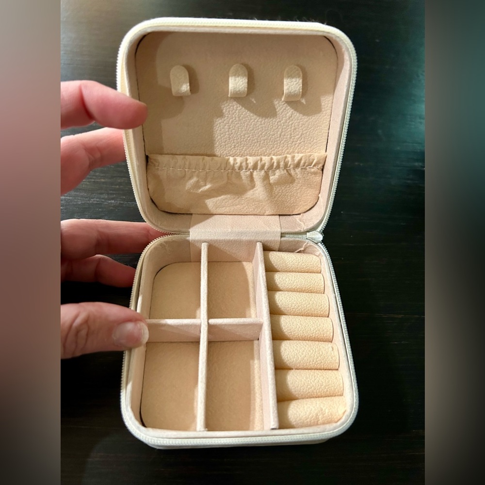 Jewelry Box - Picture 2 of 6